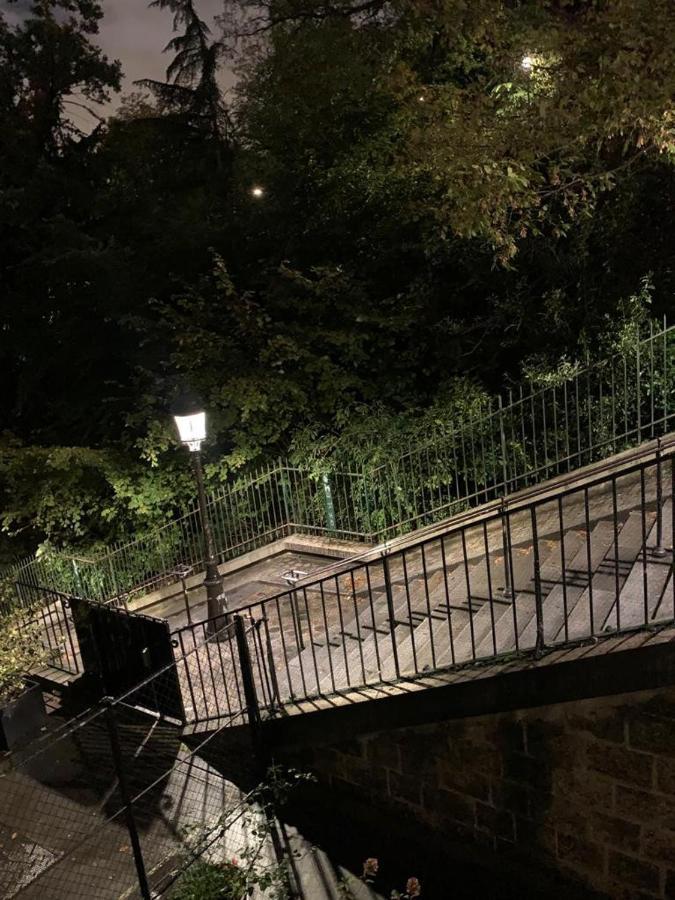 Appartement Au Coeur De Montmartre Párizs Kültér fotó